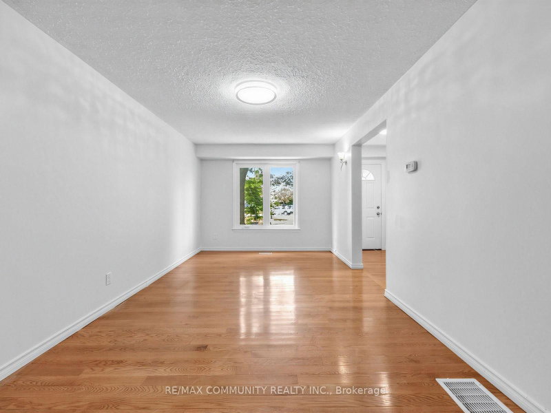 37 Tinbury Pl photo 5