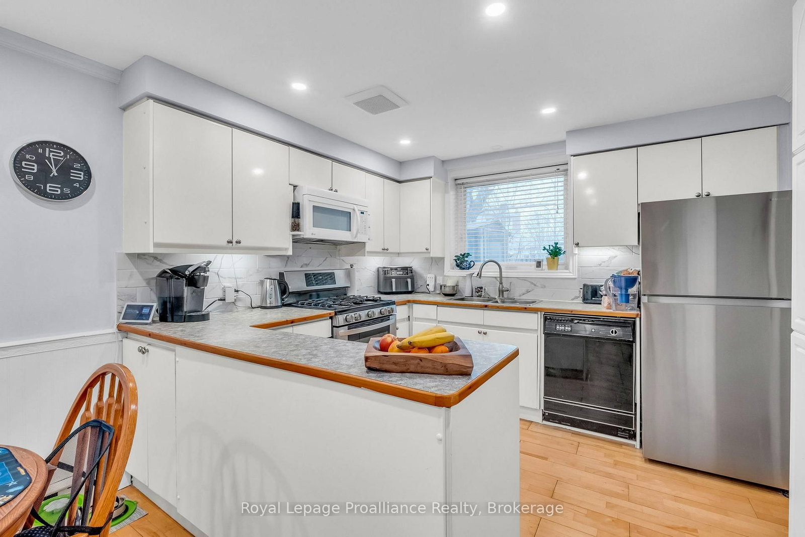 394 Sunset Boulevard • Clarington, ON photo 11