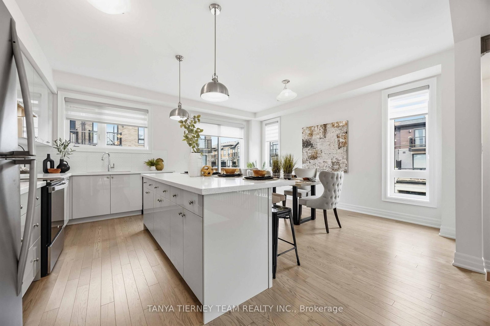 2 Lake Trail Way • Whitby, ON photo 16