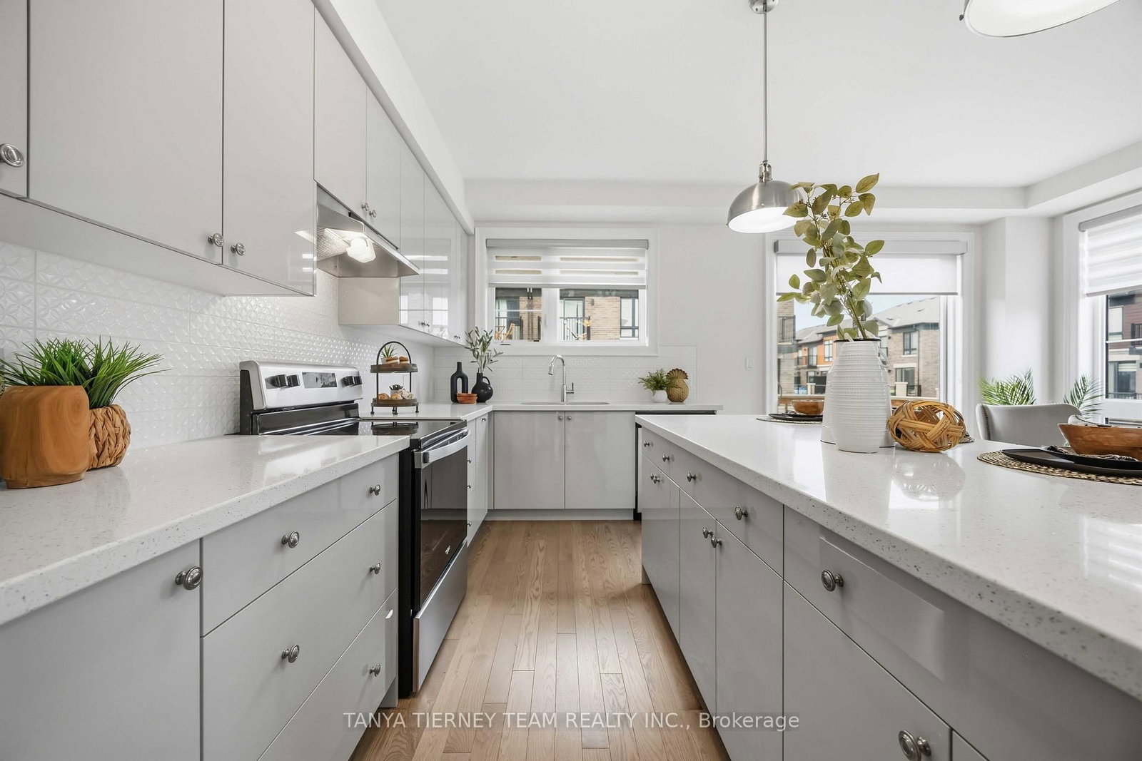 2 Lake Trail Way • Whitby, ON photo 17