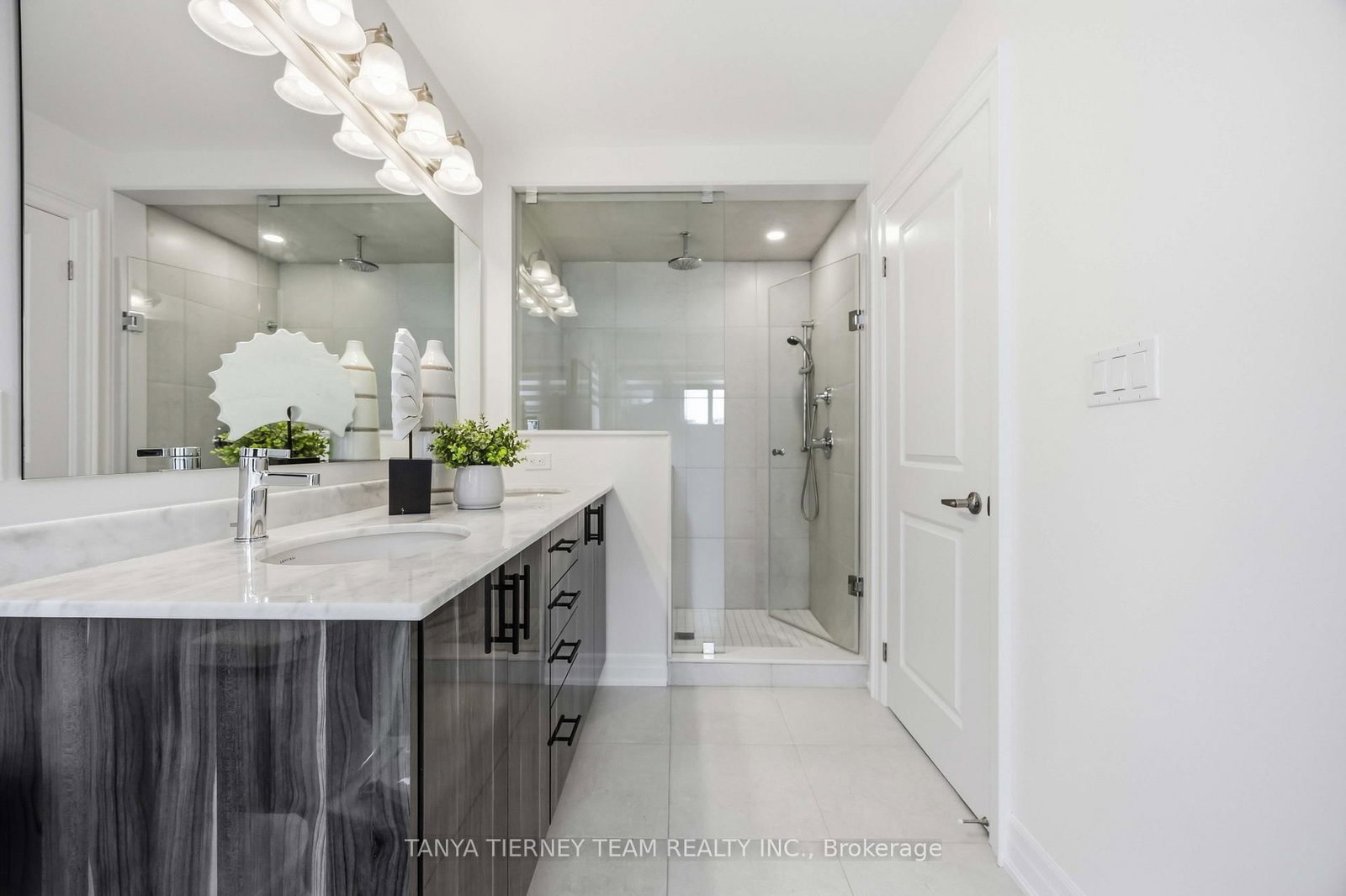 2 Lake Trail Way • Whitby, ON photo 38