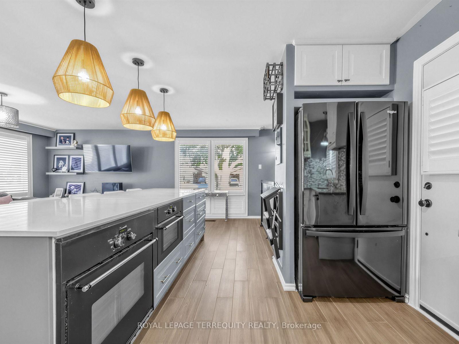 29 Sedgewick Crescent • Toronto, ON photo 14