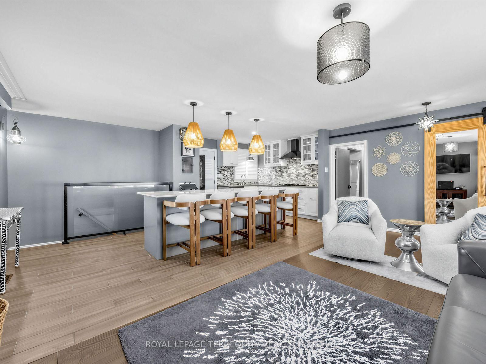 29 Sedgewick Crescent • Toronto, ON photo 9