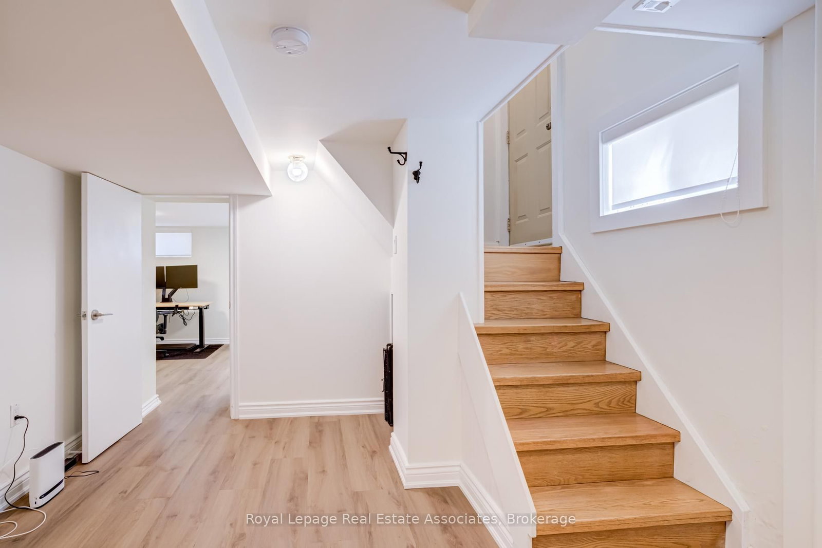 43 Heale Avenue • Toronto, ON photo 13