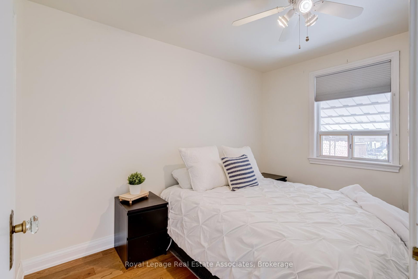 43 Heale Avenue • Toronto, ON photo 8