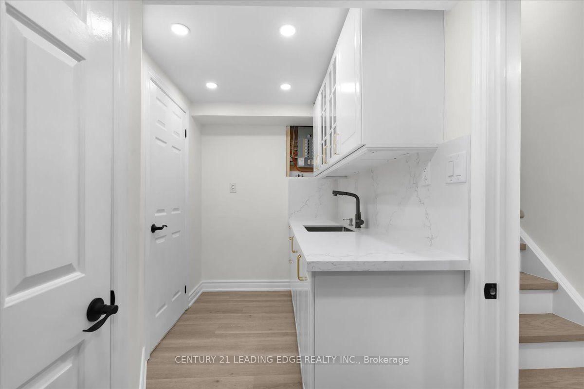 41 Graybark Crescent • Toronto, ON photo 34