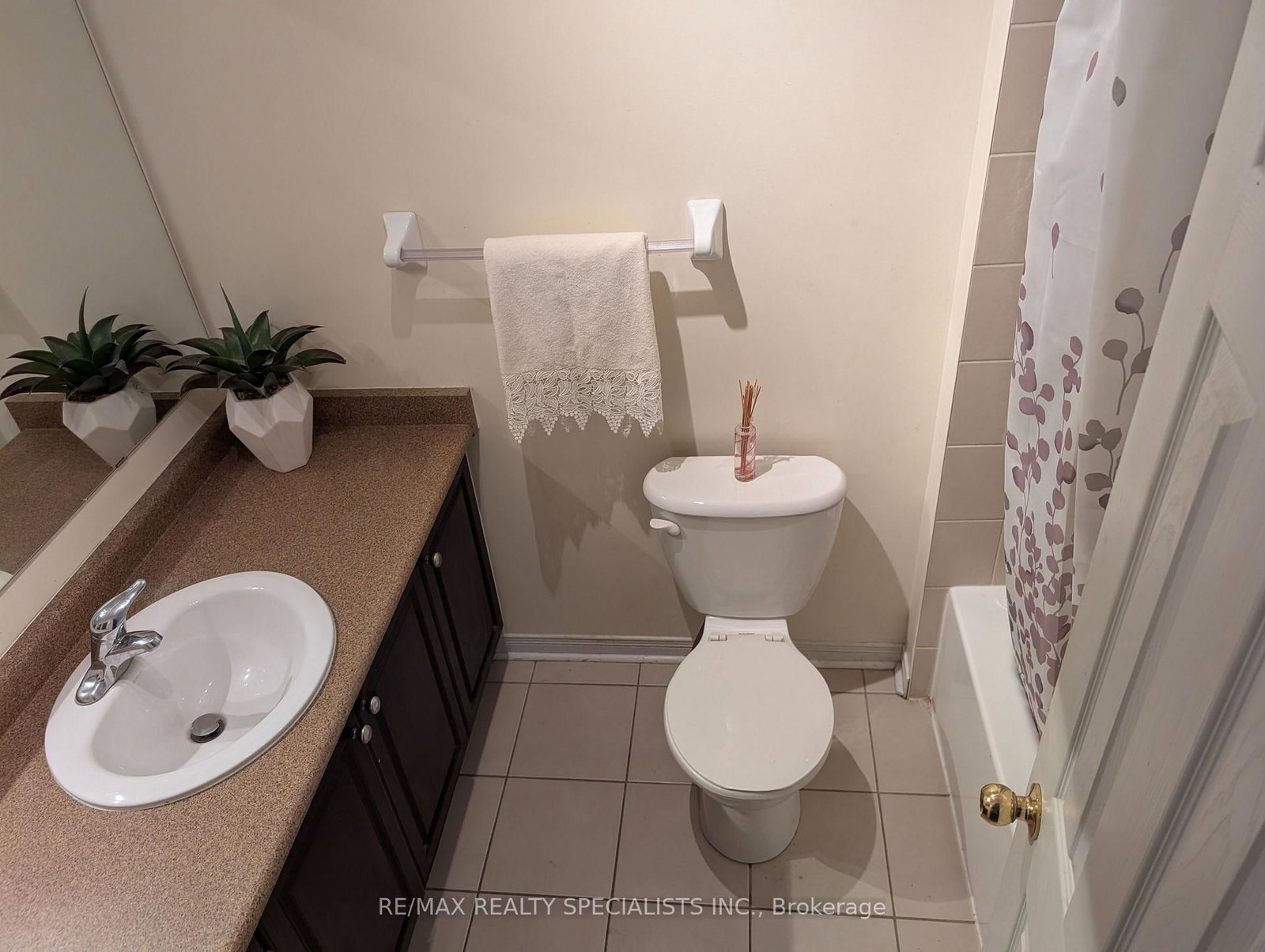 20 Thorp Crescent • Ajax, ON photo 13