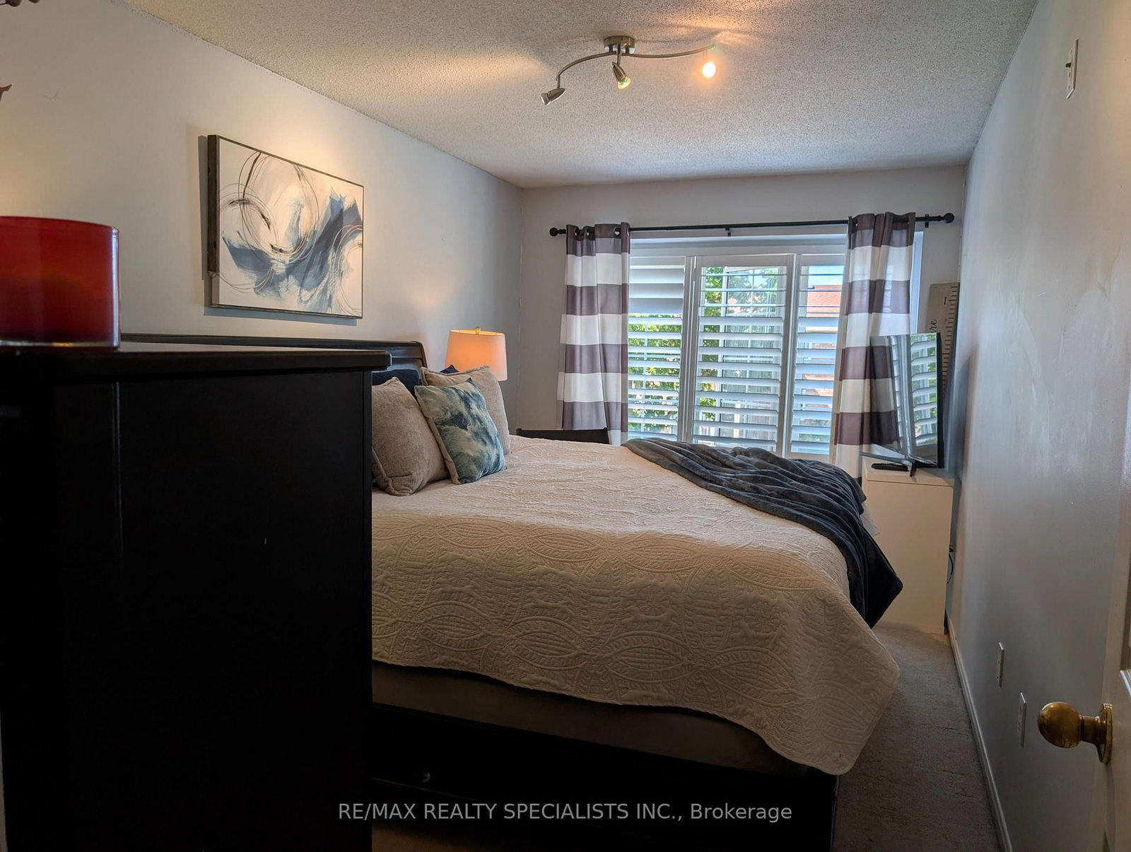 20 Thorp Crescent • Ajax, ON photo 15