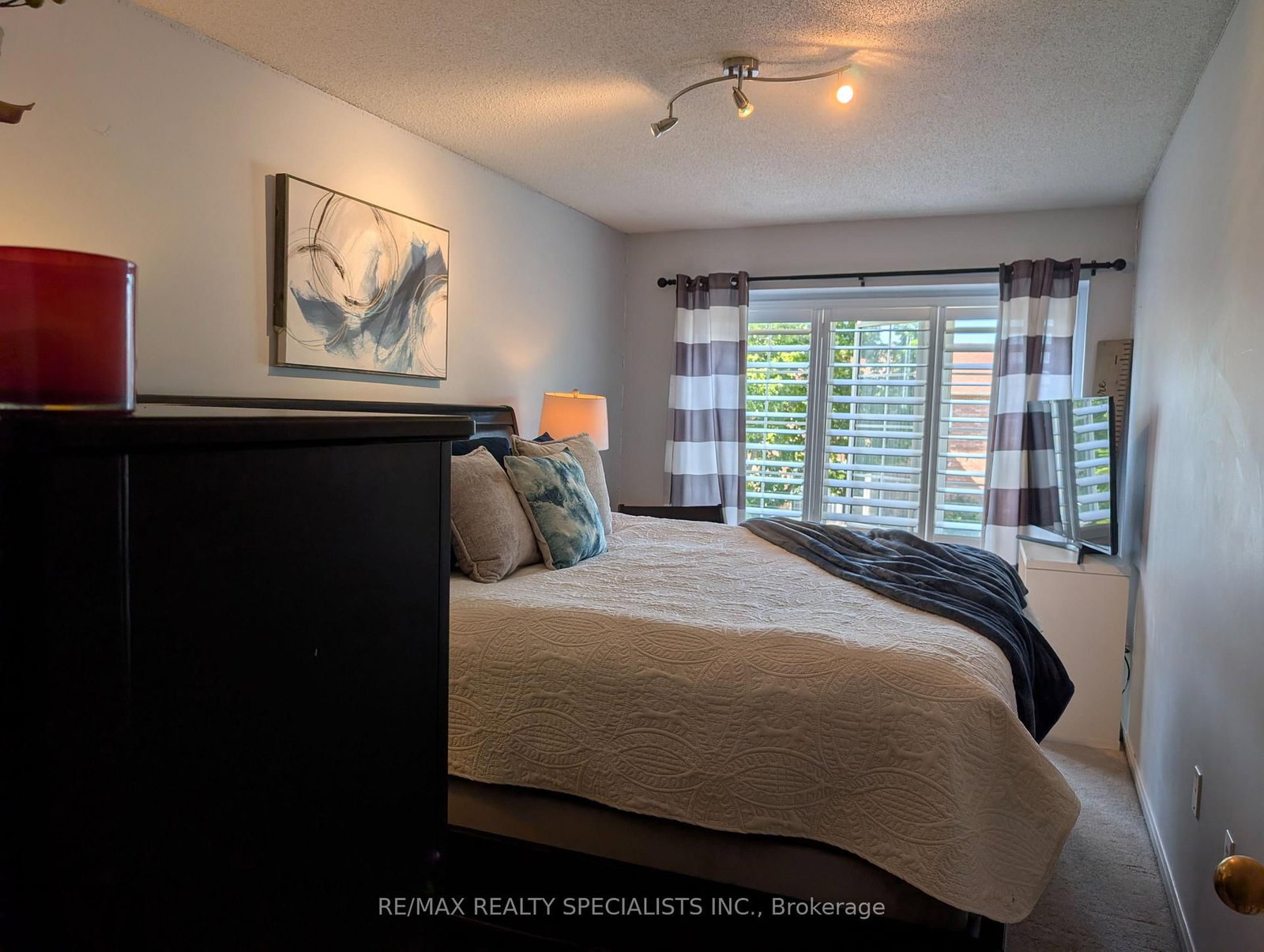 20 Thorp Crescent • Ajax, ON photo 18