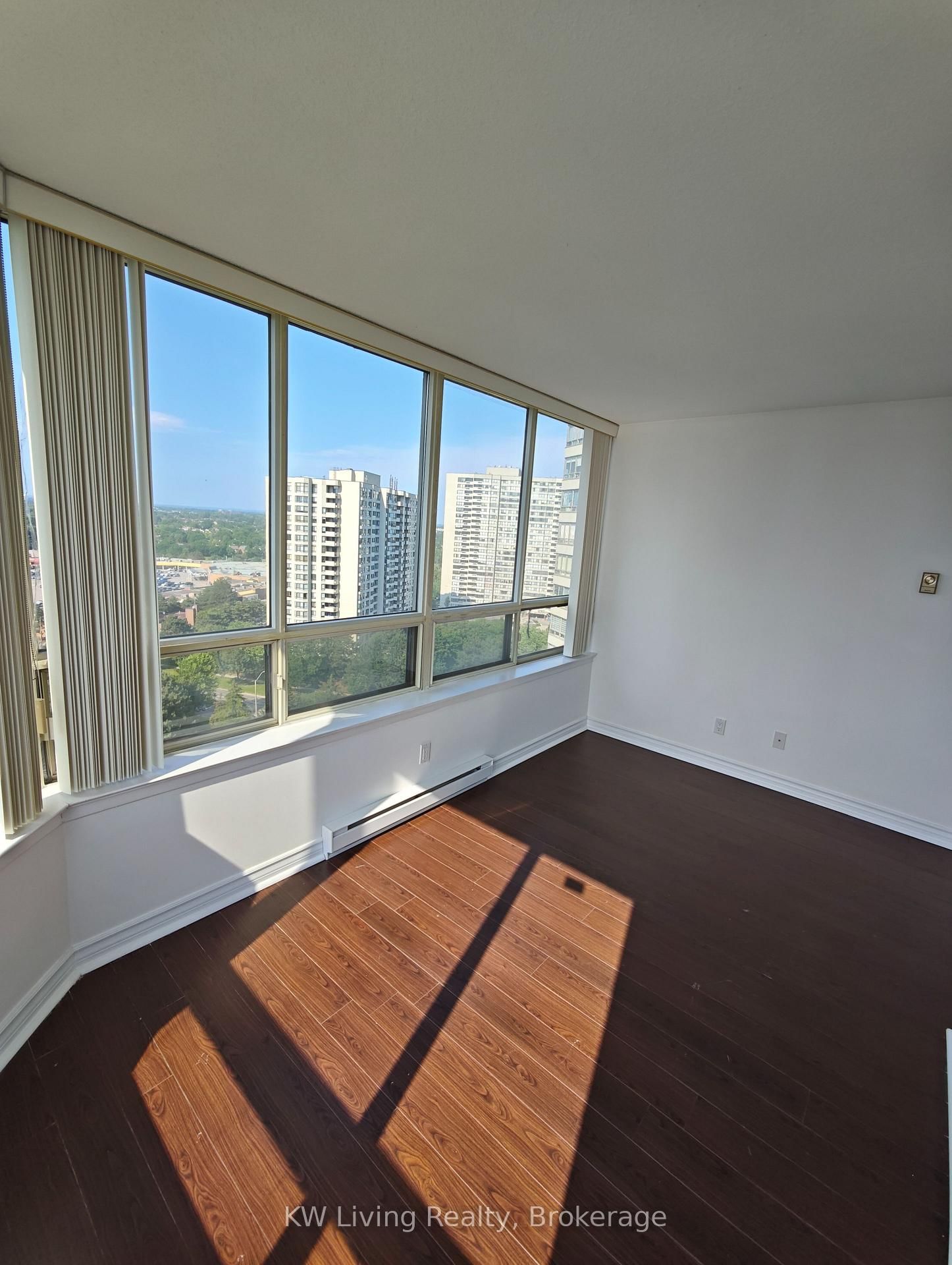175 Bamburgh Circle • #1615 • Toronto, ON photo 12