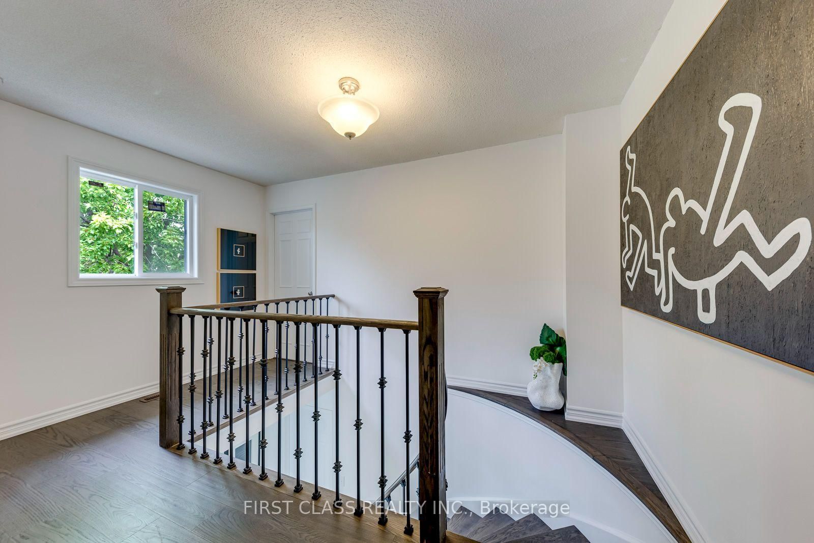 27 Alton Towers Circle • Toronto, ON photo 13