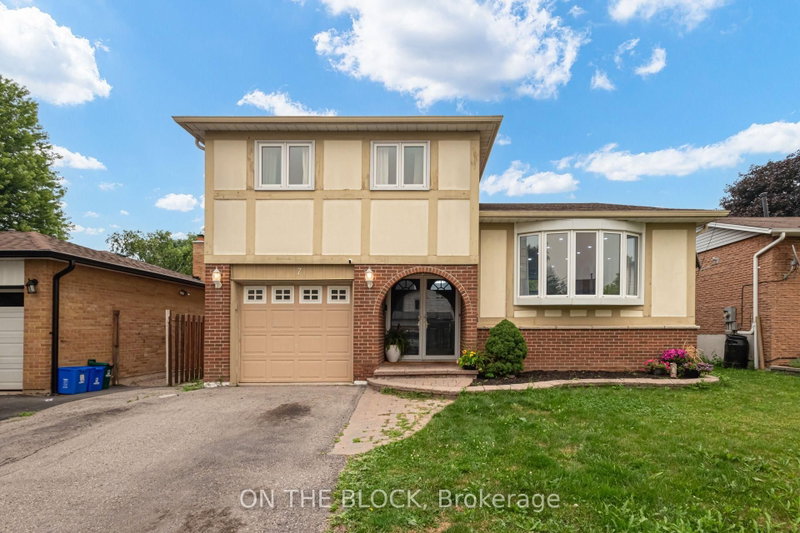 7 Chopin Court