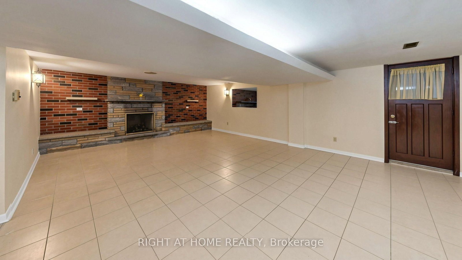 20 Torrens Avenue • Toronto, ON photo 22