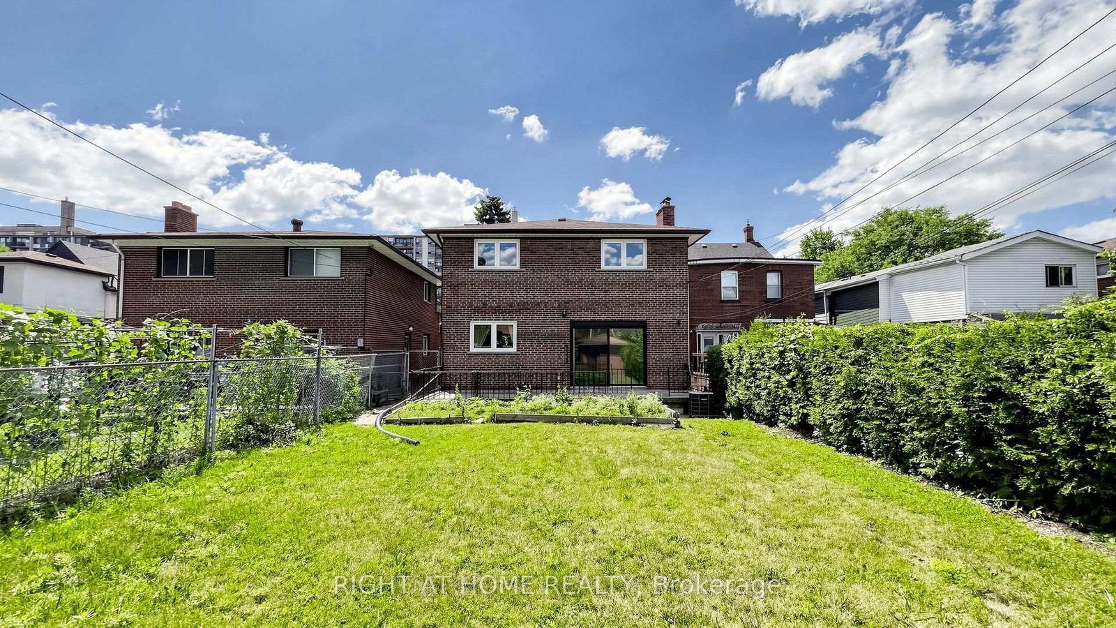 20 Torrens Avenue • Toronto, ON photo 25