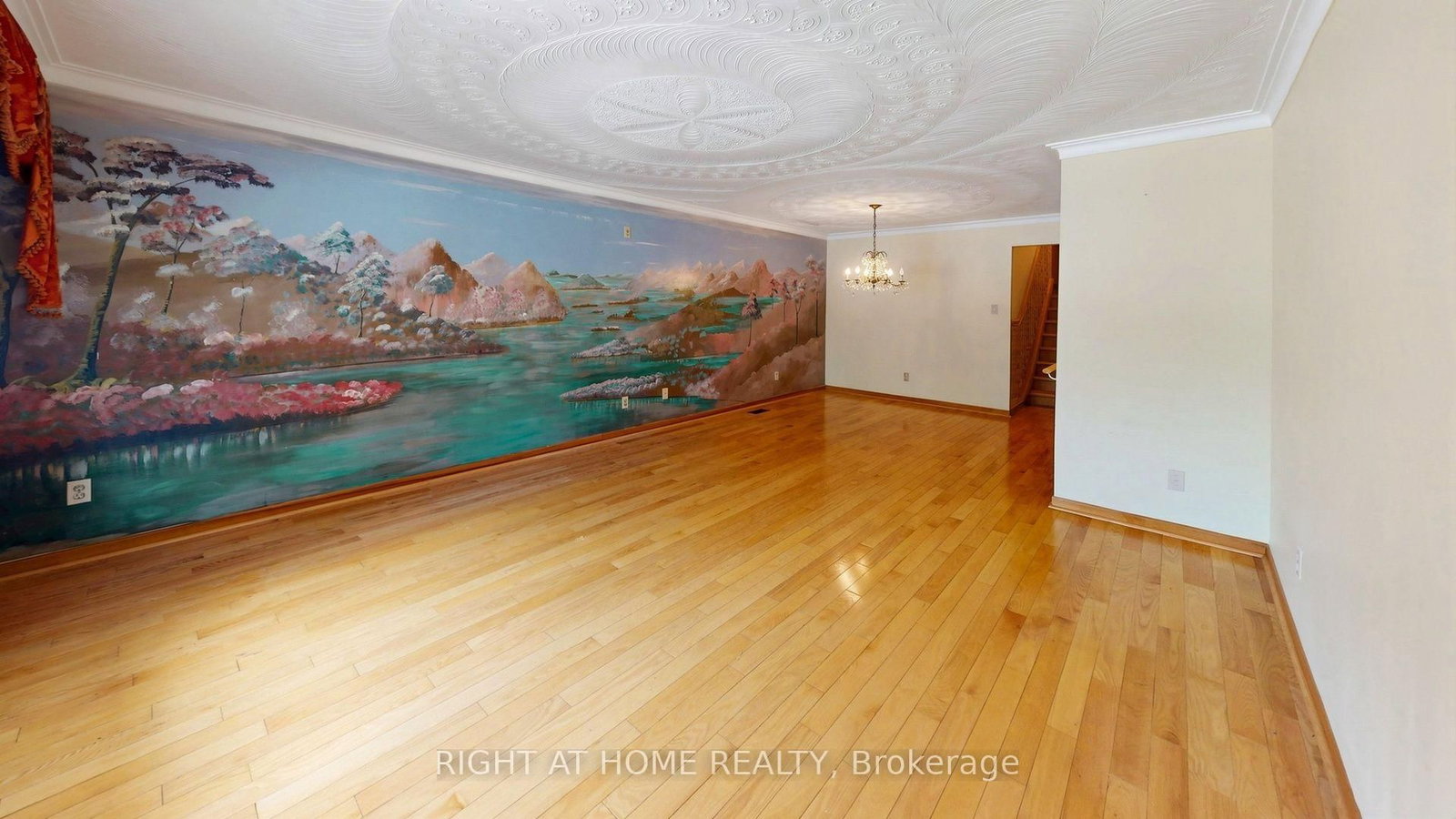 20 Torrens Avenue • Toronto, ON photo 6