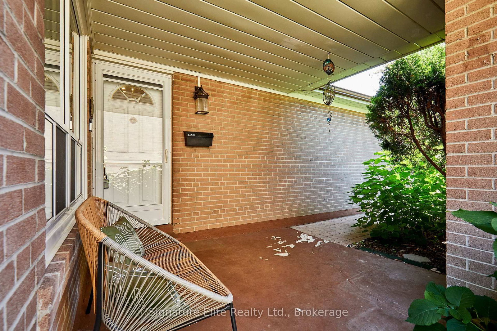Listing Image 7