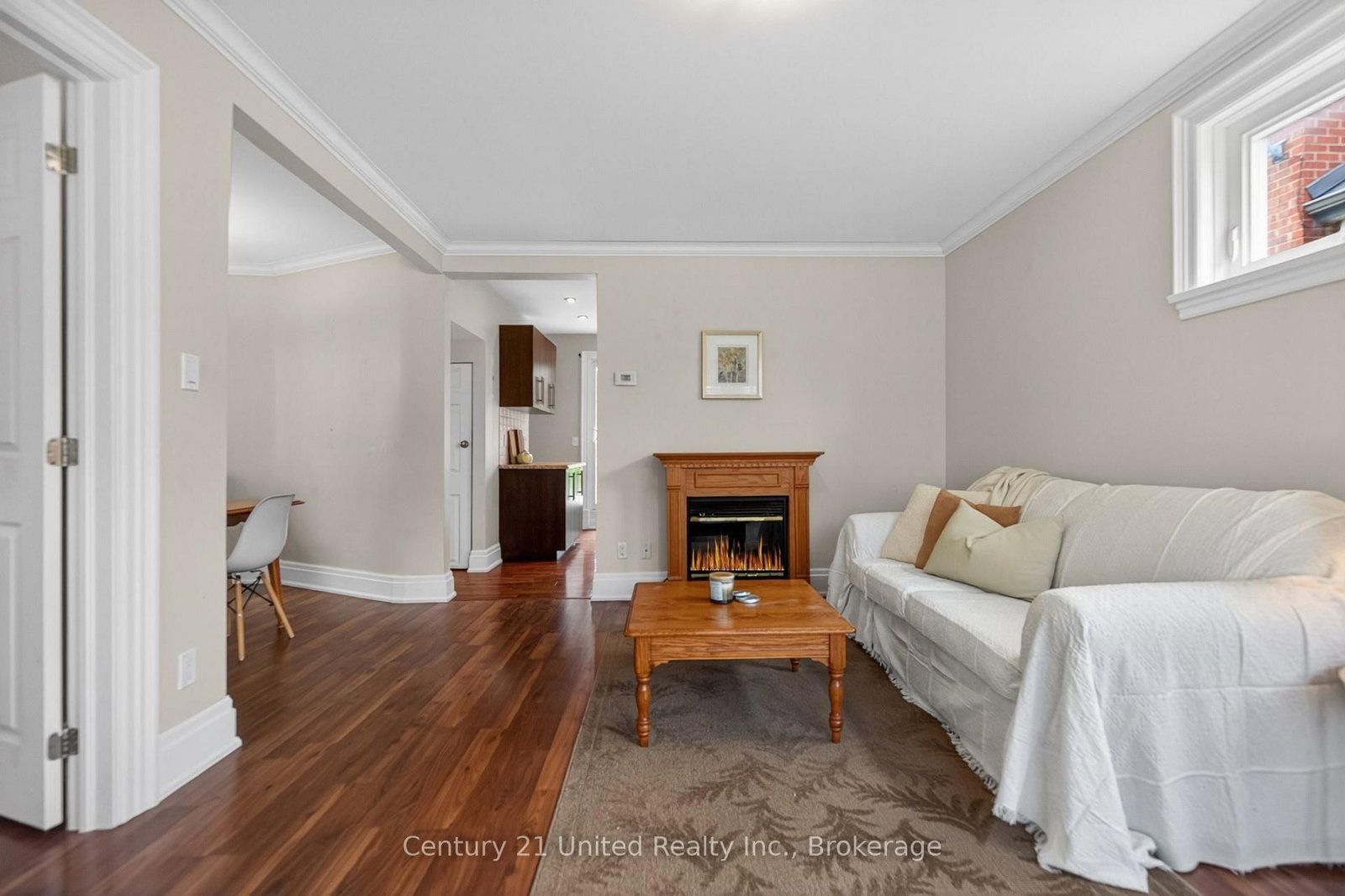 810 Byron St, Whitby, view 10