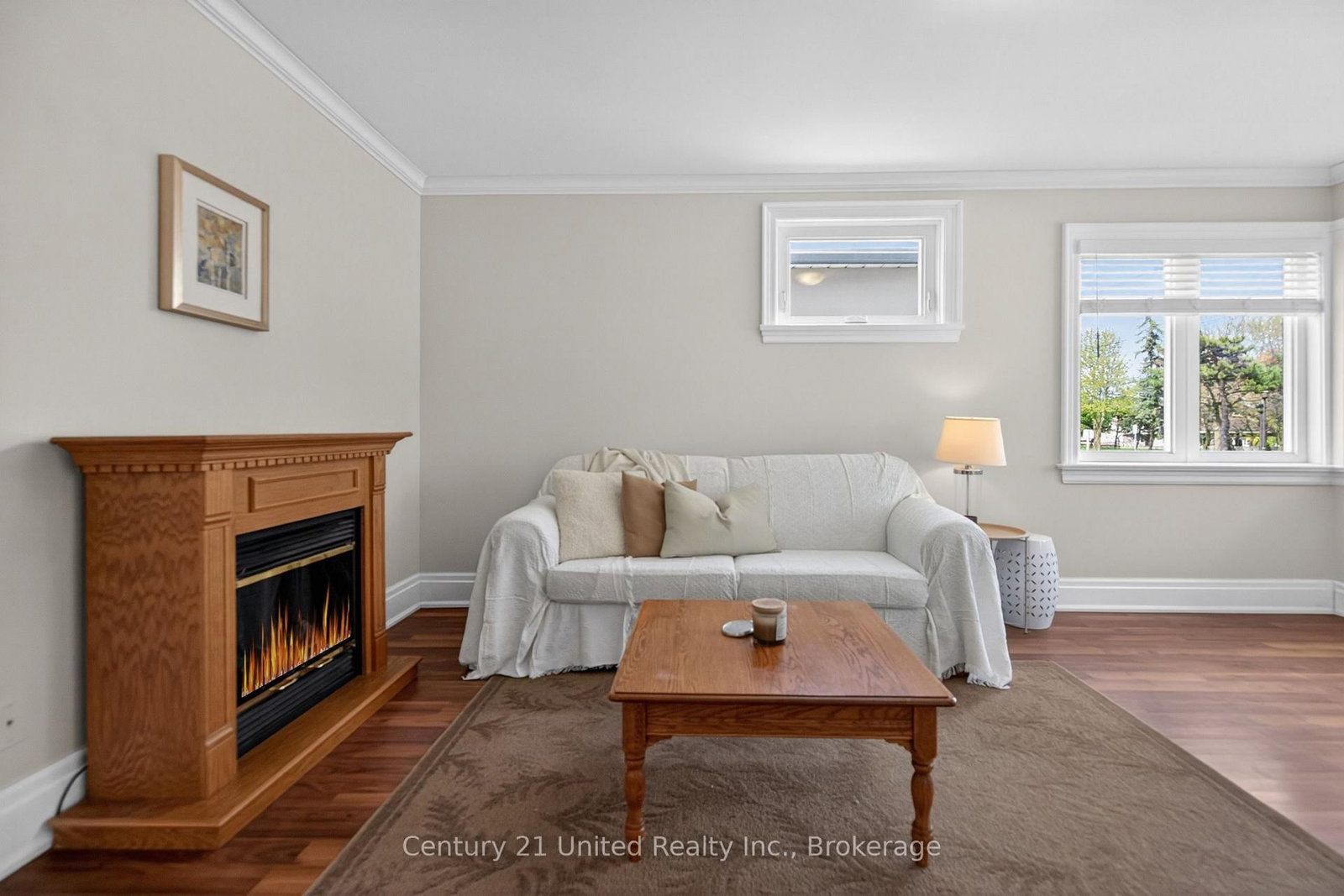 810 Byron St, Whitby, view 11