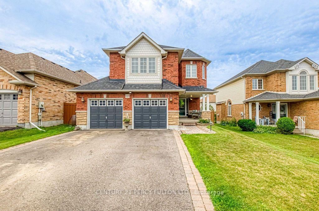589 Blackwood Boulevard • Oshawa, ON photo 1