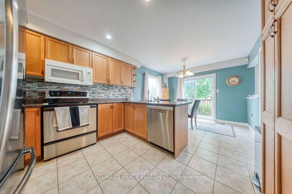 589 Blackwood Boulevard • Oshawa, ON photo 11