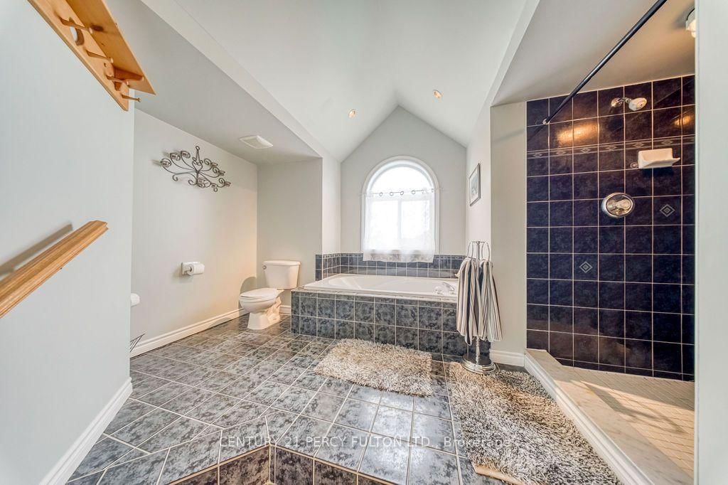 589 Blackwood Boulevard • Oshawa, ON photo 25