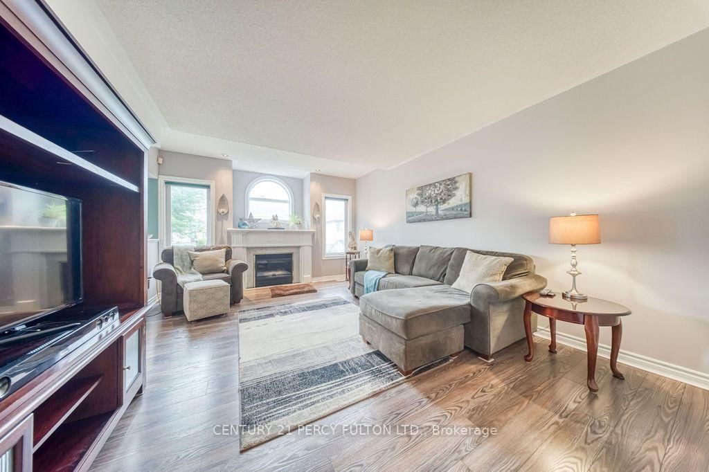 589 Blackwood Boulevard • Oshawa, ON photo 8