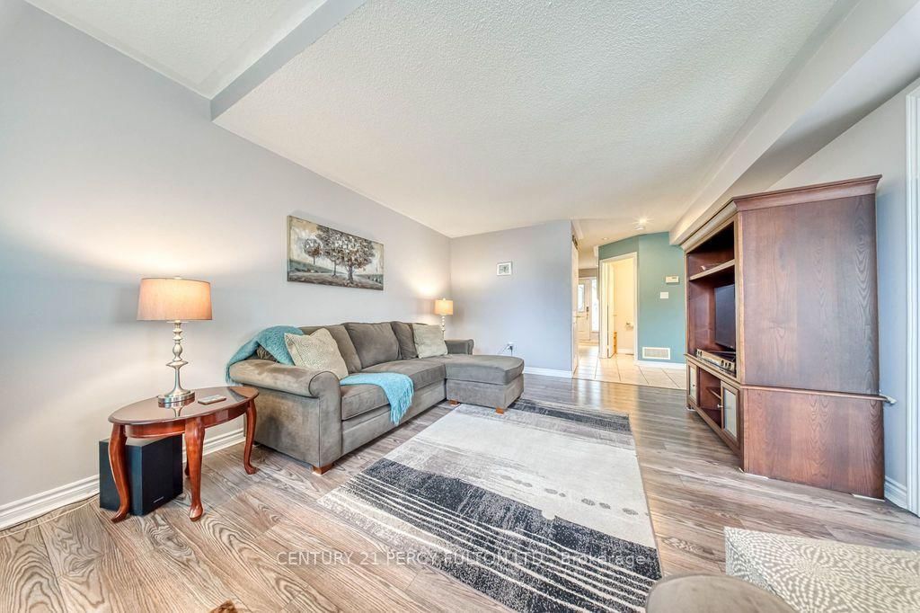 589 Blackwood Boulevard • Oshawa, ON photo 9
