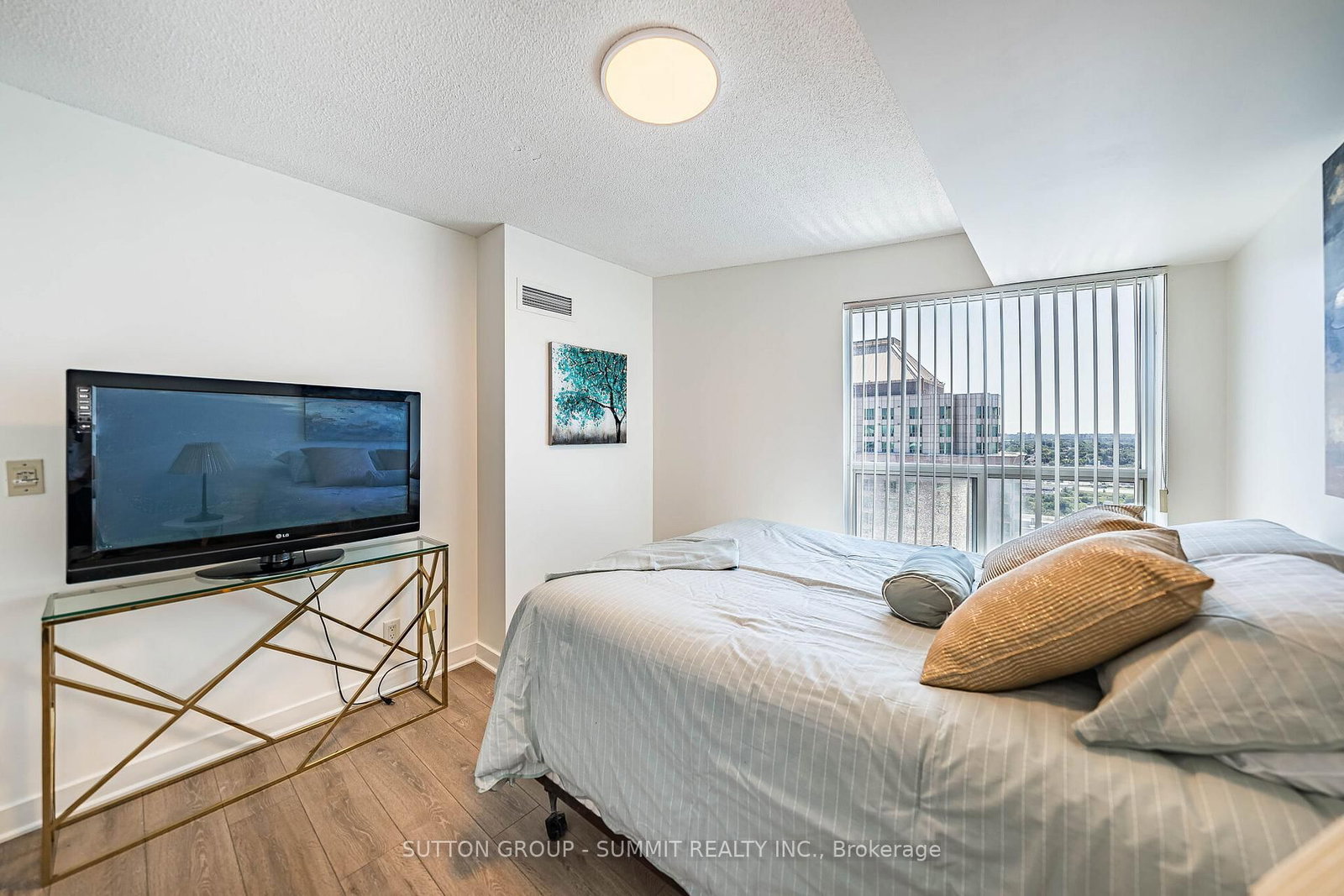 38 Lee Centre Drive • #2605 • Toronto, ON photo 18