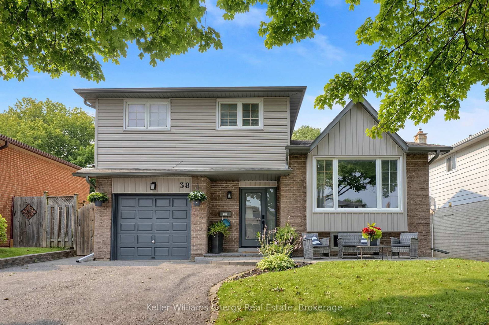 38 Spry Avenue • Clarington, ON photo 2