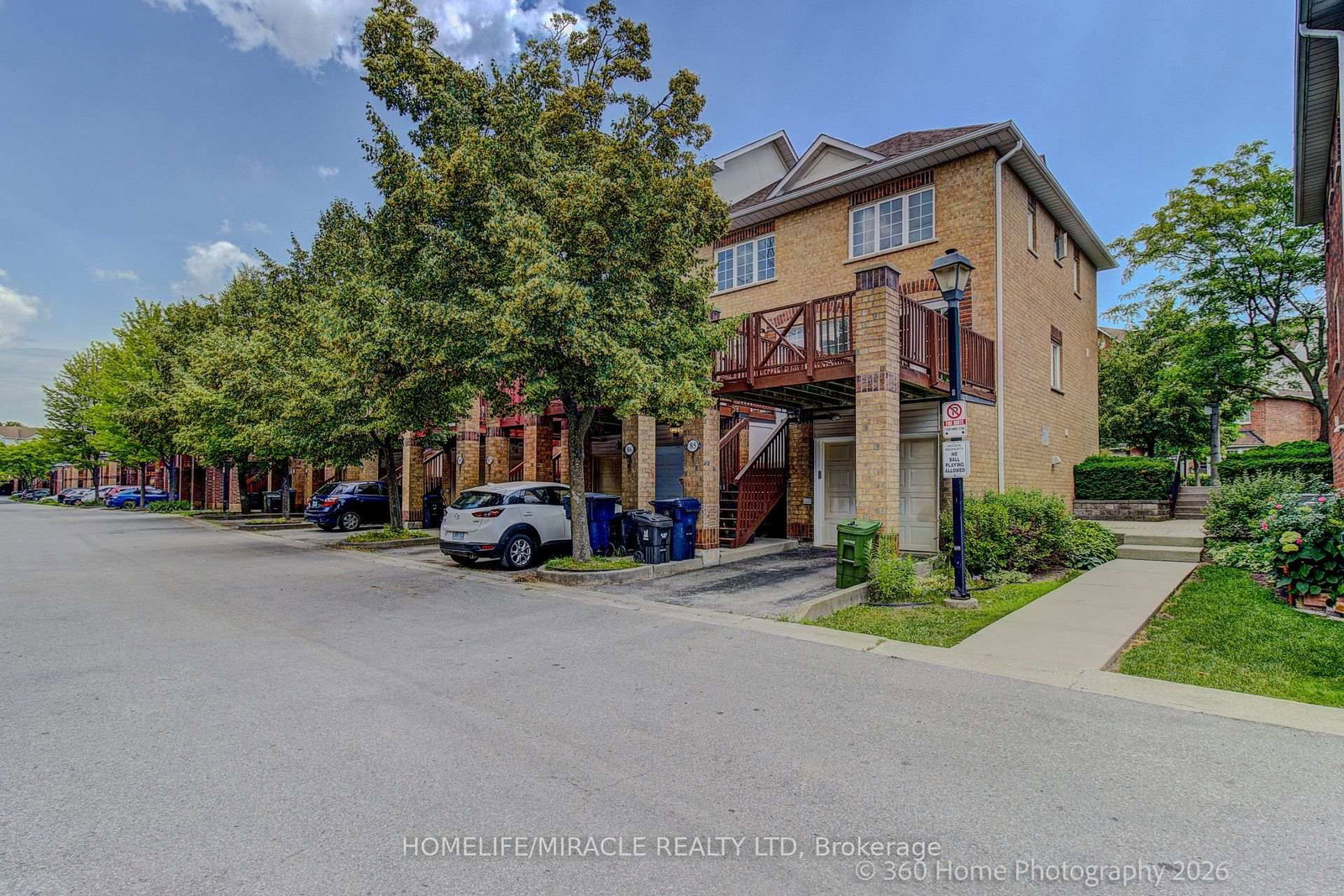 2 Hedge End Road • #85 • Toronto, ON photo 25