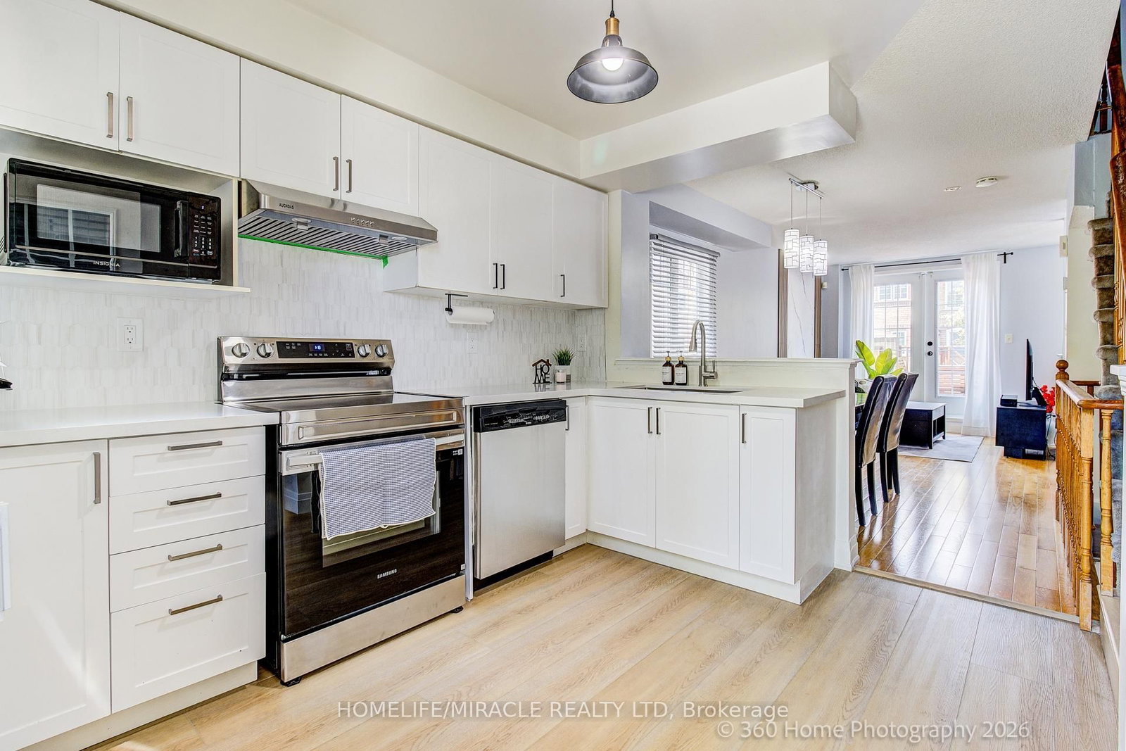2 Hedge End Road • #85 • Toronto, ON photo 8
