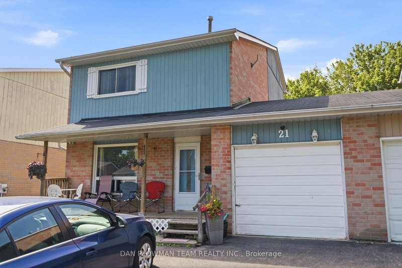 21 Doreen Crescent