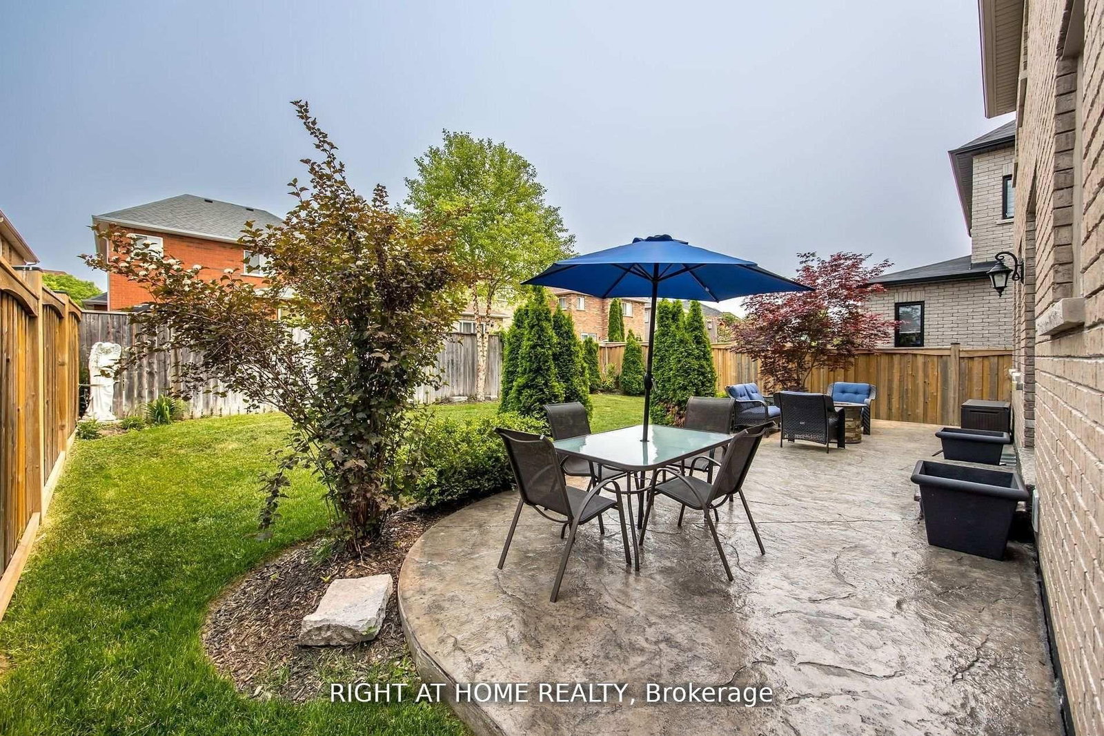 25 CHARTERHOUSE Drive N • Whitby, ON photo 24