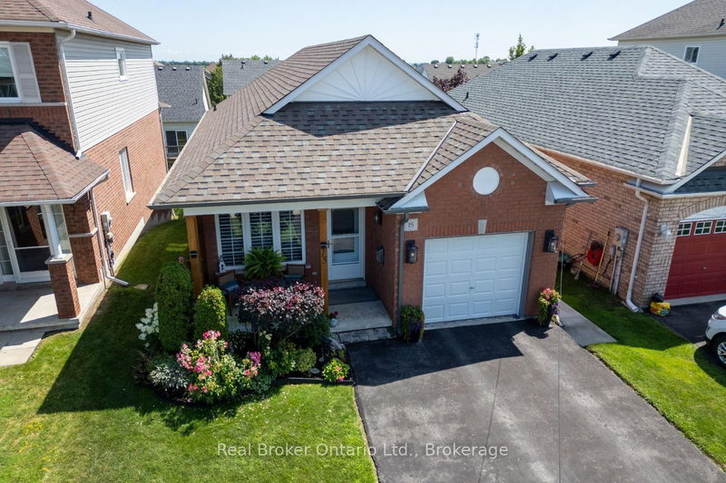 15 Frank Wheeler Avenue