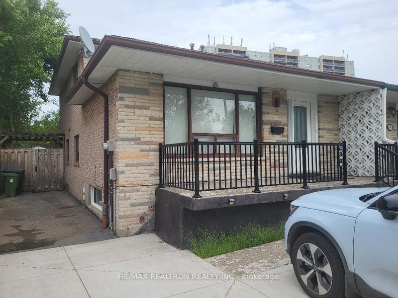 Main - 89 Dolly Varden Boulevard