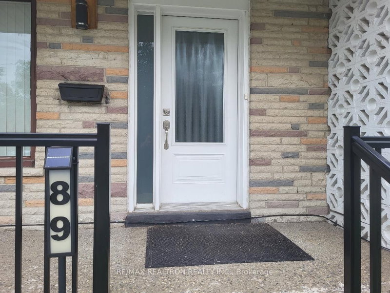 Main - 89 Dolly Varden Boulevard