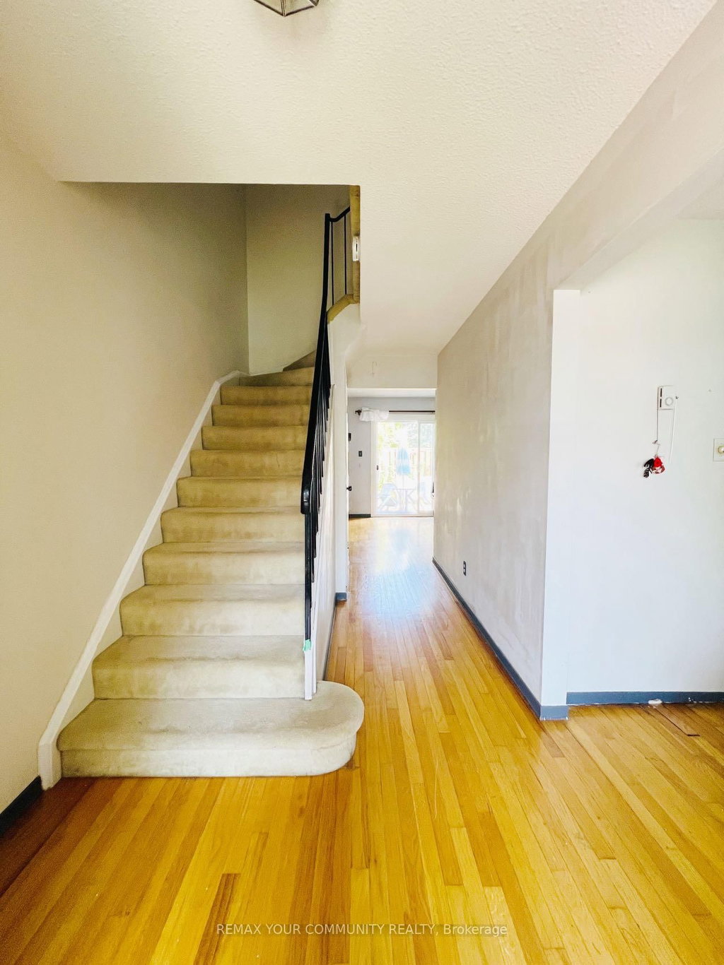 24 - 71 Cass Avenue 2