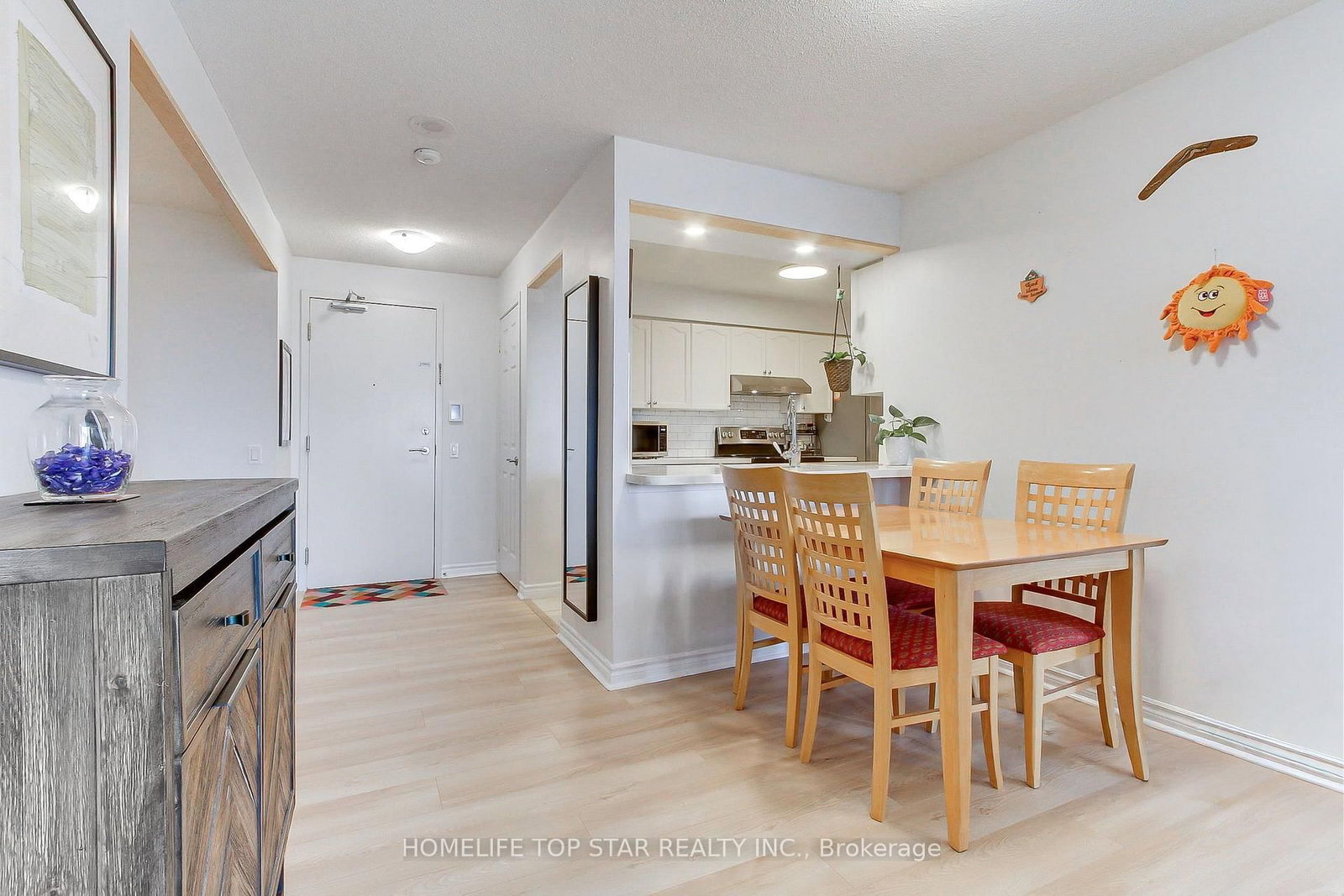 18 Mondeo Drive • #1323 • Toronto, ON photo 10