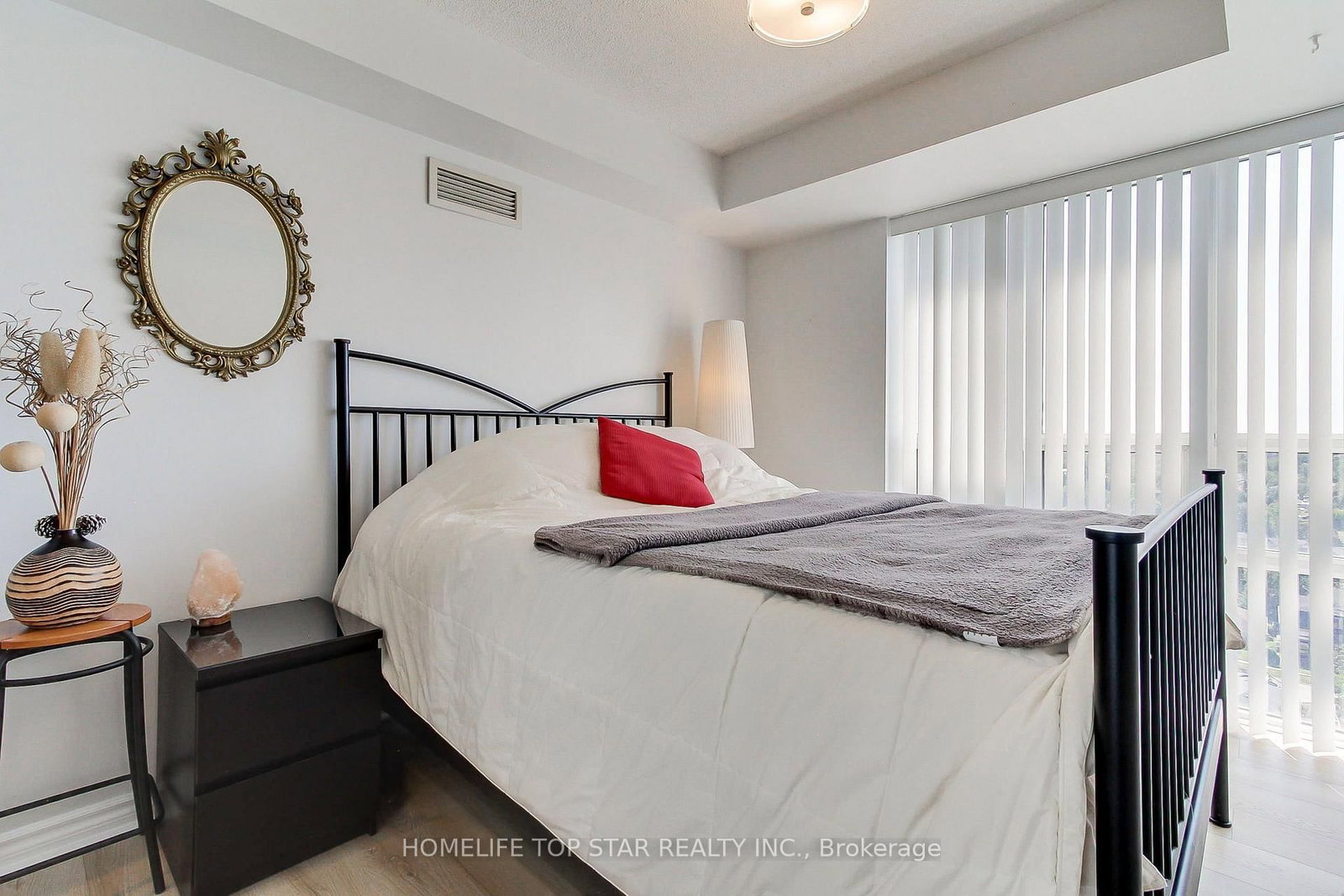 18 Mondeo Drive • #1323 • Toronto, ON photo 21