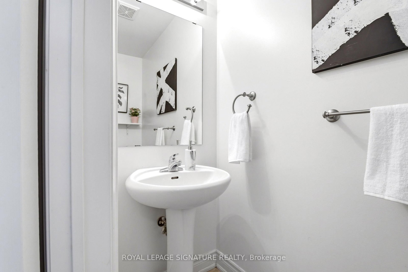 22 Northcastle Crescent • Whitby, ON photo 18