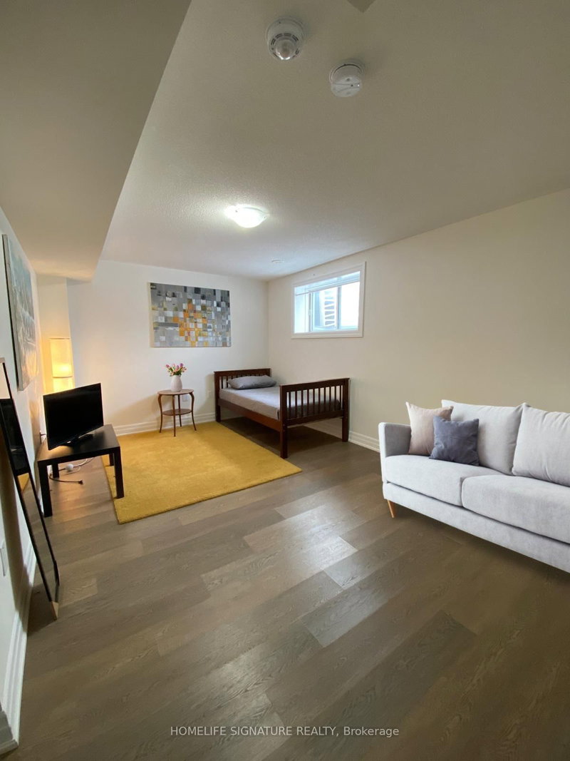 973 Warden (Basement) Avenue