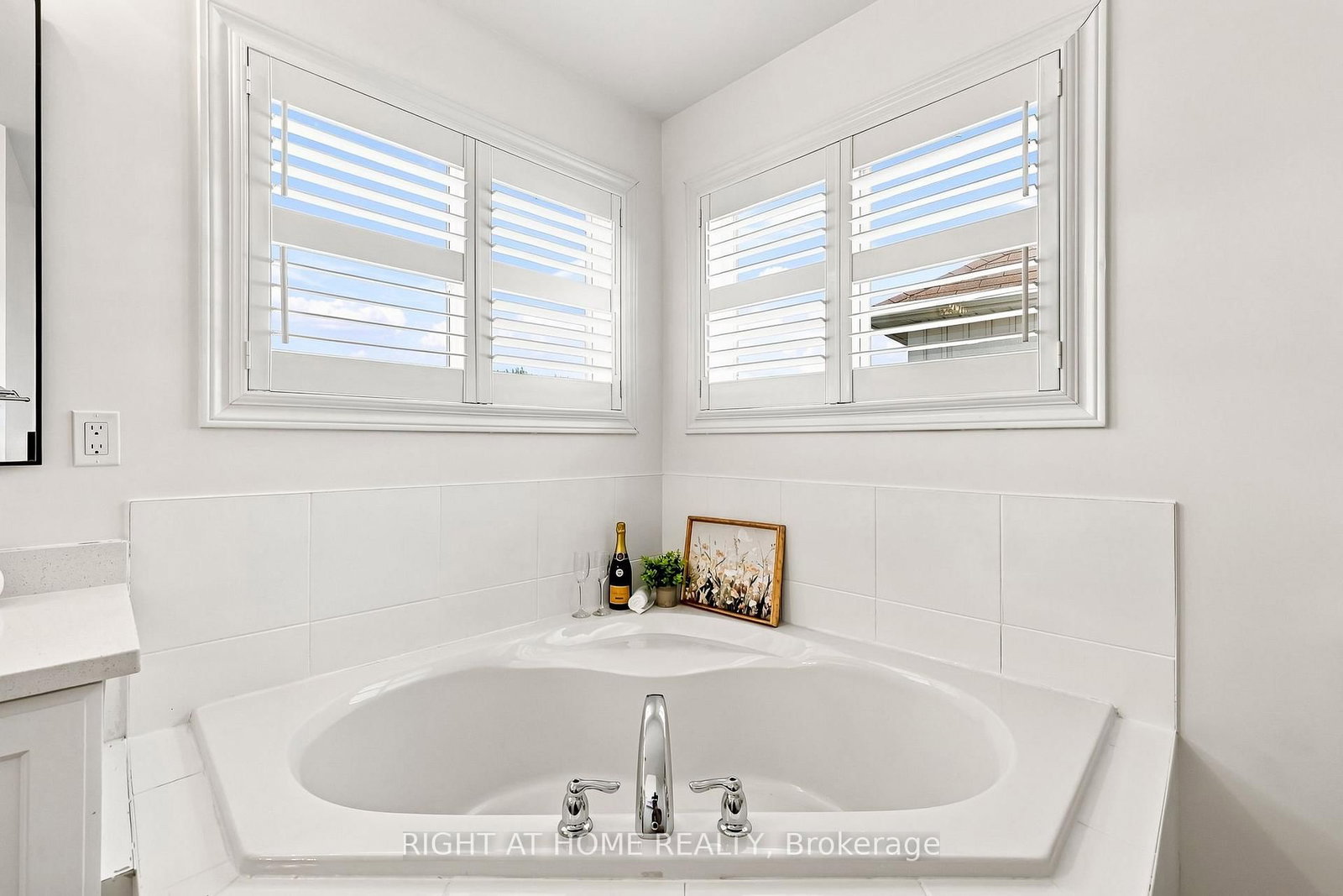 179 Cachet Boulevard • Whitby, ON photo 25
