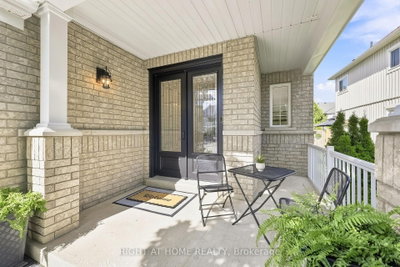 179 Cachet Boulevard • Whitby, ON photo 3