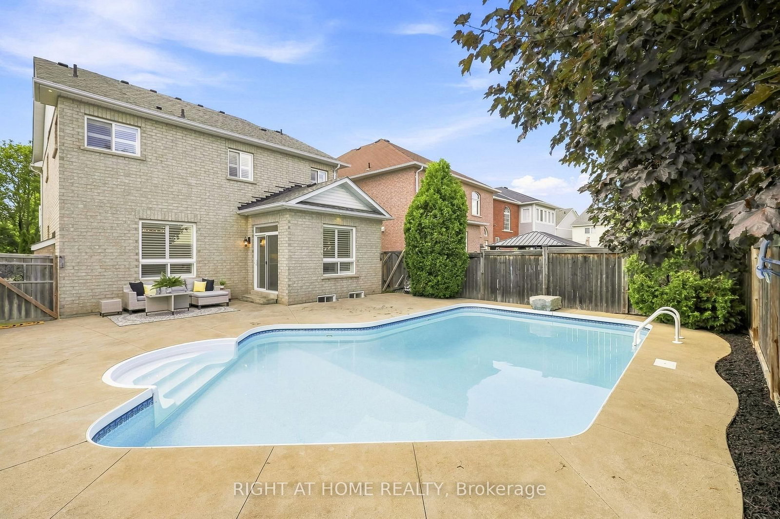 179 Cachet Boulevard • Whitby, ON photo 40