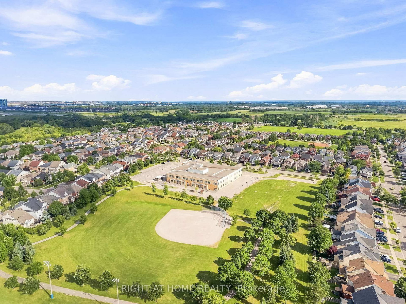 179 Cachet Boulevard • Whitby, ON photo 45