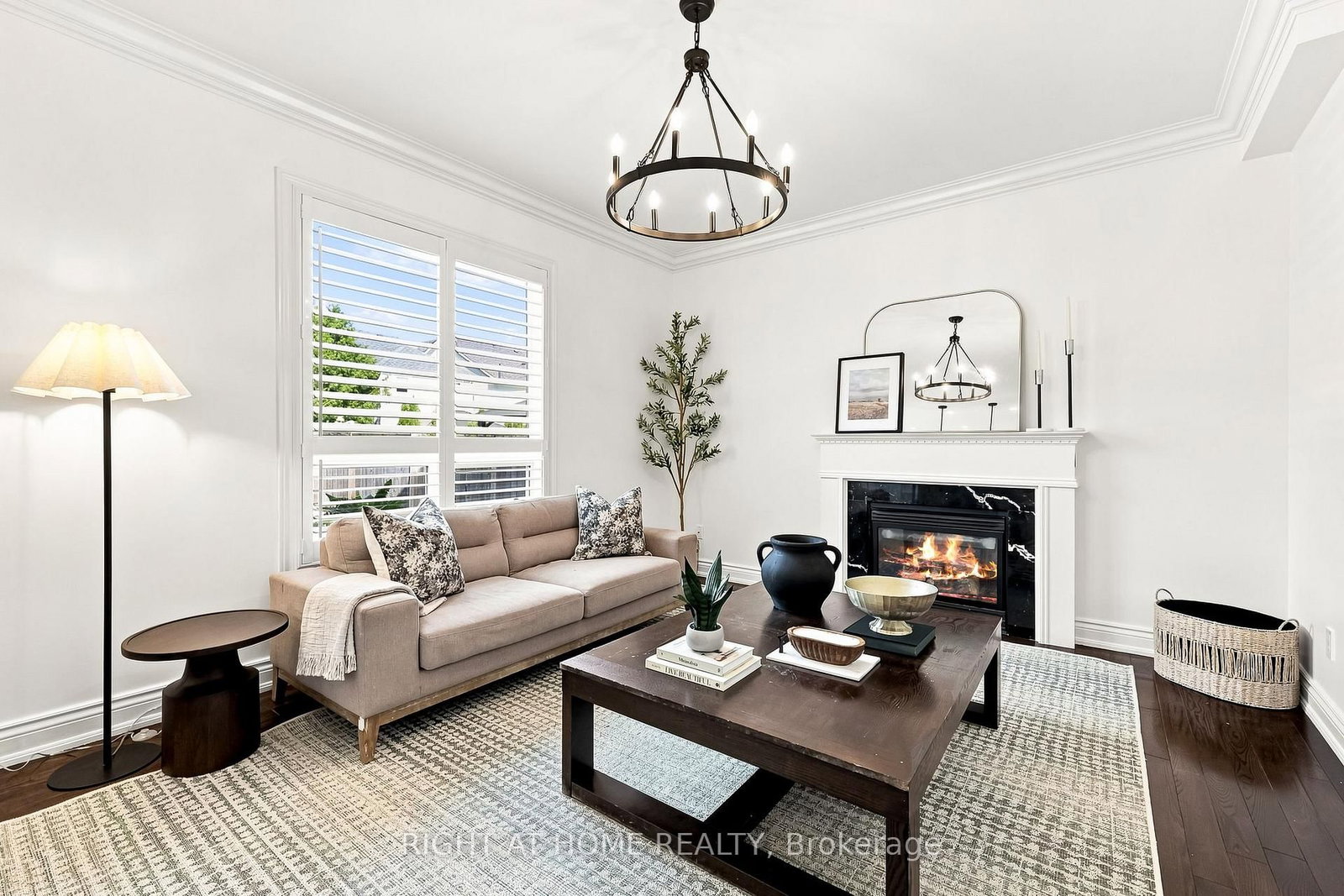 179 Cachet Boulevard • Whitby, ON photo 9