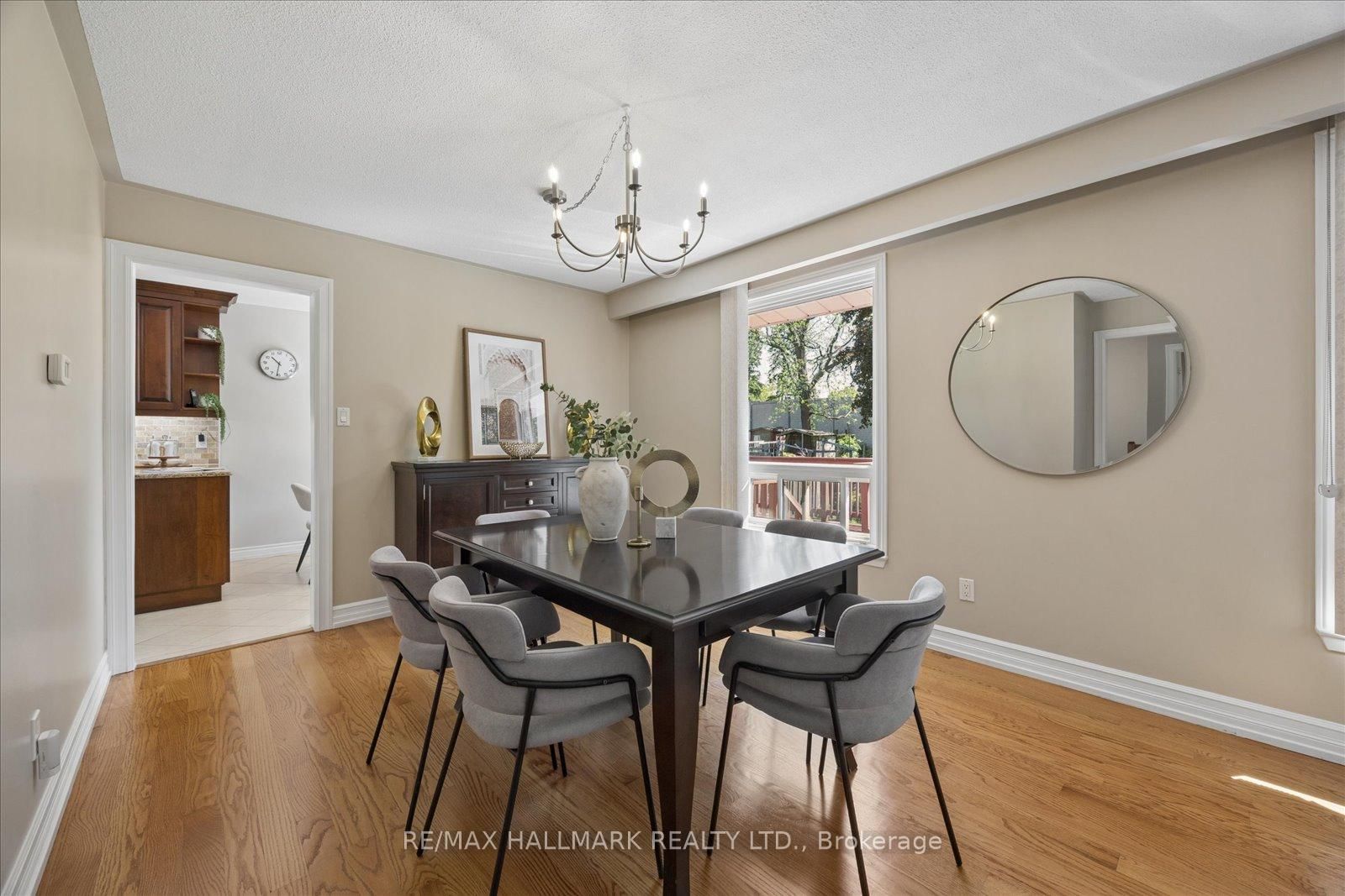 73 Fulbert Crescent • Toronto, ON photo 11