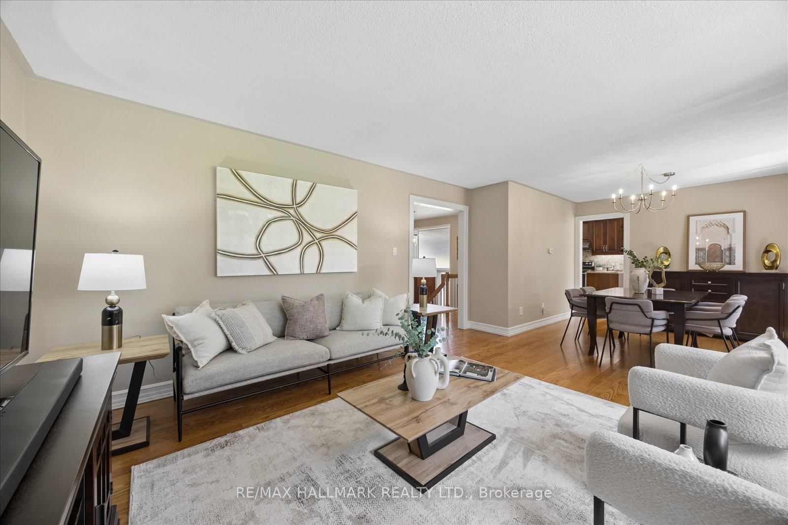 73 Fulbert Crescent • Toronto, ON photo 8
