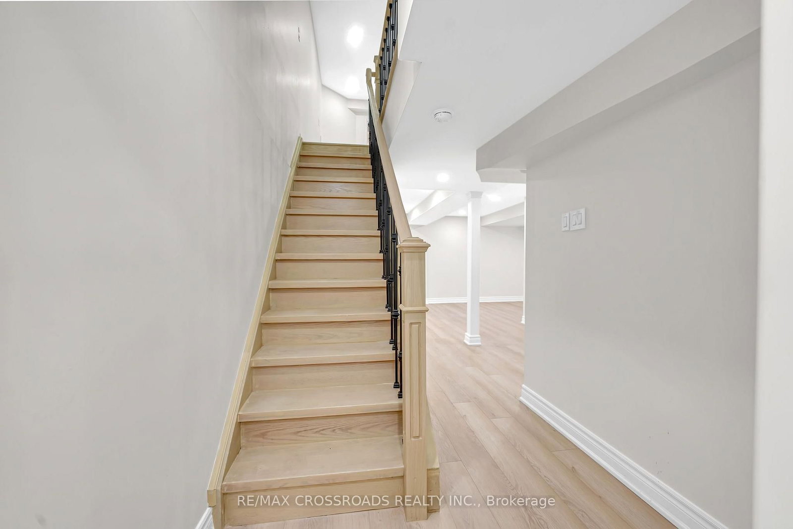 321 Sparrow Circle • Pickering, ON photo 30