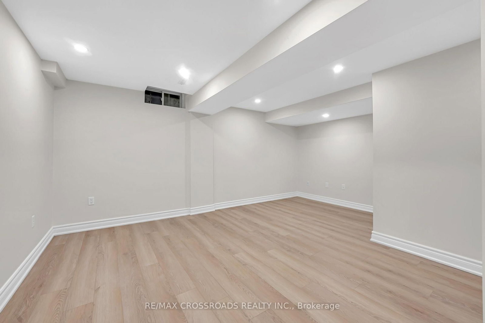 321 Sparrow Circle • Pickering, ON photo 31